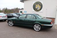 Jaguar XJR 396 hk, superskick, rätt färger, perf historik