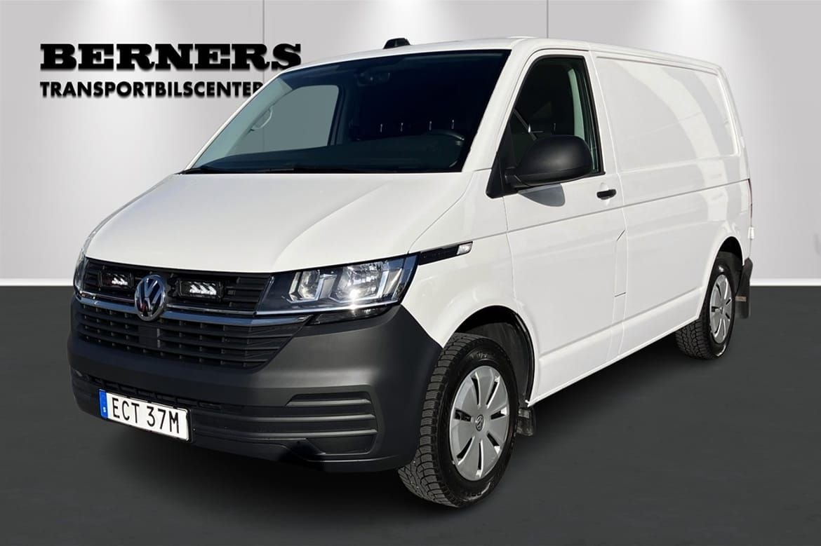 Volkswagen Transporter 4M DSG...