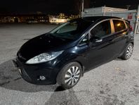 Ford Fiesta 1.4 TDCi Titanium Euro 5,Kamrem byt. Ny Besiktat