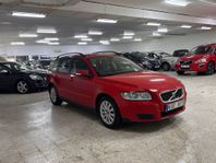 Volvo V50 2.4 I Automat I DRAG I NY SERVAD