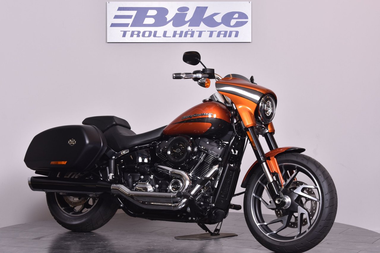 Harley-Davidson FLSB Sport Gl...