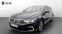 Volkswagen Passat Sportscombi GTE DSG Executive/P-värmare/Dr