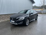 Volvo V60 Cross Country D4 AWD Aut / Summum / Navi