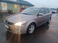 Kia CEED cee'd_sw 1.6 CRDi EX Euro 5 Drag Automat