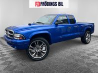 Dodge Dakota Club Cab 5.2 V8 228HK 4WD DRAG/NYLACKAD/S&V/22"