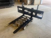 THORÉNS I KIL. HYDRAULISKA PALLGAFFLAR 2,5 TON FRAKTFRITT.