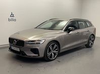 Volvo V60 Recharge T8 R-Design / Navigation /