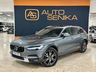 Volvo V90 Cross Country D5 AWD Momentum Plus Pano värm Drag