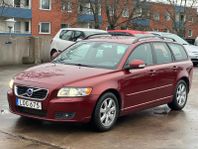 Volvo V50 D2 Momentum 115hk Dragkrok Värmare Sensorer