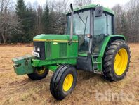 Traktor JOHN DEERE 6400 4WD