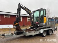 Grävmaskin Volvo ECR25D med maskinsläp