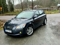 Kia CEED cee'd 1.6 CRDi ECO. Drag & Motorvärmare, Fullservad