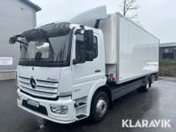 Lastbil Mercedes-Benz Atego 1524 med salaskåp