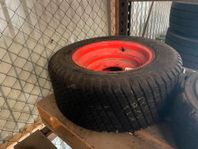 Multi-Trac Titan 27x10.50-15 till toolcat