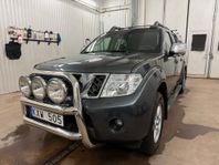 Nissan Navara DH 2.5 dCi 4x4 Kåpa Kamera Skinn -9700mil-