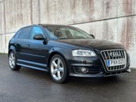 Audi S3 Sportback S Tronic Pano|Nyservad|Lågmil|Svensksåld|