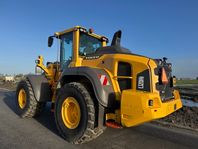 Volvo L120H 3 200 tim