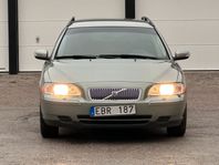 Volvo V70 2.4 Euro 4 170HK Nybesiktigad Nyservad Dragkrok