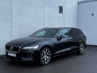 Volvo V60 T8 AWD R-Design PANORAMA//KAMERA Euro 6