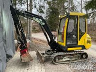 Grävmaskin Kubota KX71-2 med skopor