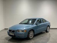 Volvo S60 2.5T Momentum Bi-xenon Ny-kamrem