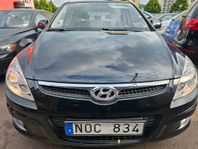 Hyundai i30 1.6 CRDi Euro 4 NY BESIKTAD