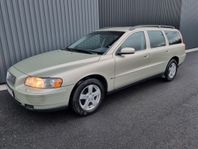 Volvo V70 2.4 Business 140,  Bensin, En Ägare, 17 250 Mil