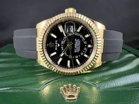 Rolex Sky-Dweller 42mm 326238 Svart 18K Fullset 2022