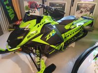 Arctic Cat ZR600 R-XC ES 137"  2024