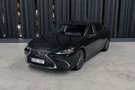 Lexus ES 300h 2.5 E-CVT Limited Edition