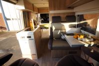 Hymer *5.40m*Pop-up* 4-bäddar* Automatlåda* 150hk Euro 6*