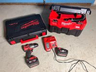 Skruvdragare Milwaukee FUEL M18 ONEDD2 + Dammsugare