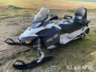 Snöskoter Ski-Doo Grand Touring 600