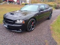 Dodge Charger SRT-8 6.1 V8 HEMI