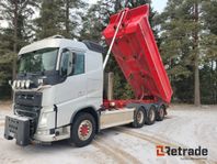 Volvo FH 540 8x4 tippbil fullt plog och salt utrustad