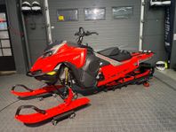 Lynx Shredder DS 850 E-Tec 3900 - 2024 *Endast 24mil*