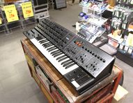 Begagnad Yamaha CS30 från 1977 hos Musikbörsen i Göteborg