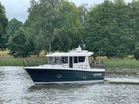 Sargo 31 Aft Door Volvo Penta D6 400