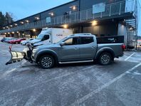 Nissan Navara Tekna 2.3dCi 4WD Värmare Skinn Diff  plogbil