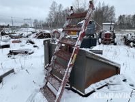 Trapp Haki 7steg & Förlängningsarm med skopa B20