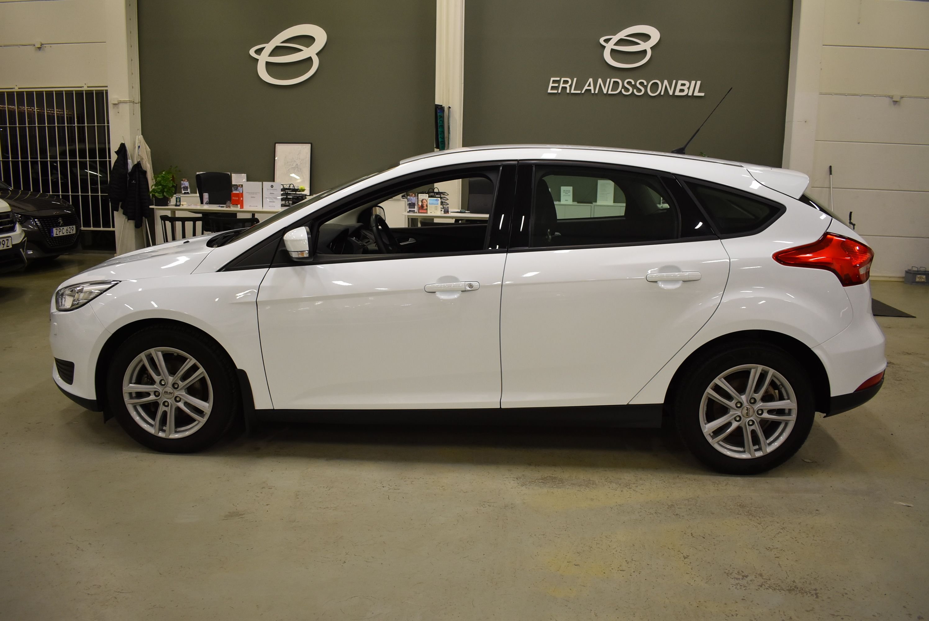 Ford Focus 1.0 EcoBoost Manuell, 5-trinn, 100ps, 2017