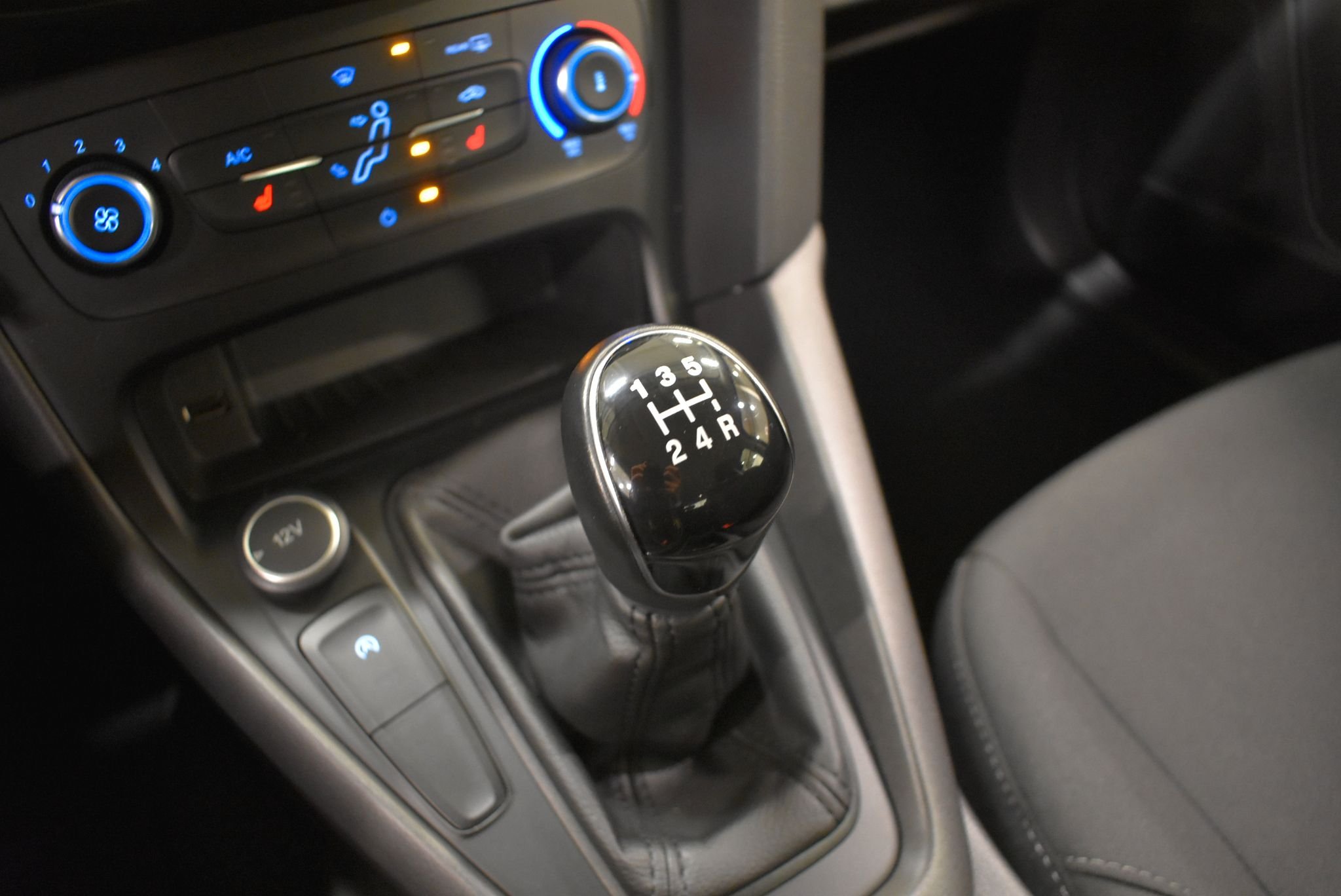 Ford Focus 1.0 EcoBoost Manuell, 5-trinn, 100ps, 2017