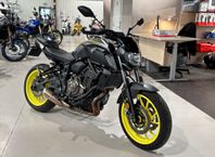 Yamaha MT-07 Tailtidy, LED blinkers, Sportruta