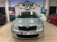 Skoda Octavia 1.6 TDI Elegance Euro 5,NyServ,NyBes,Automat