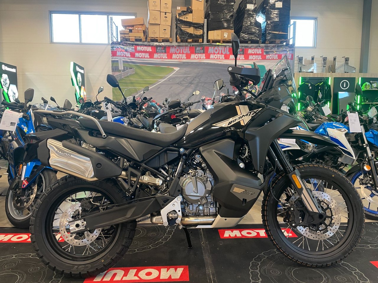 CFMOTO 800 MT-X "Nu i butik f...