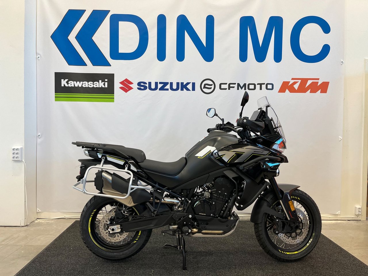 CFMOTO 800 MT Explore " För o...