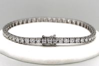 Tennisarmband i vitguld (18K) med diamanter (3,04ctv)