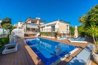 Villa med 5 sovrum och privat pool i La Mata.