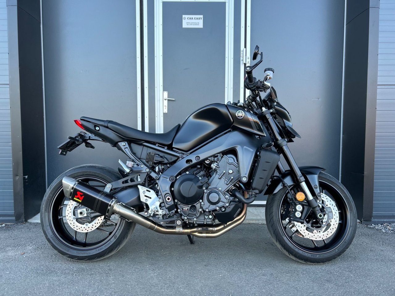 Yamaha MT 09 Akrapovic Nyskic...