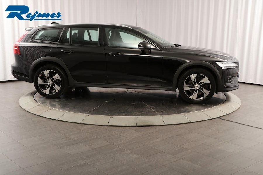 Volvo V60 Cross Country B4 AW...